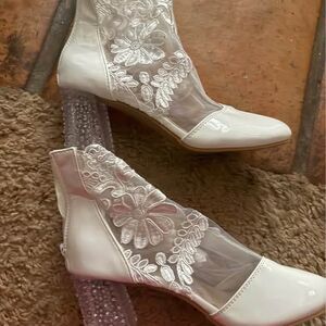 Women’s all white boots wedding party costume shoes cosplay halloween daphne
